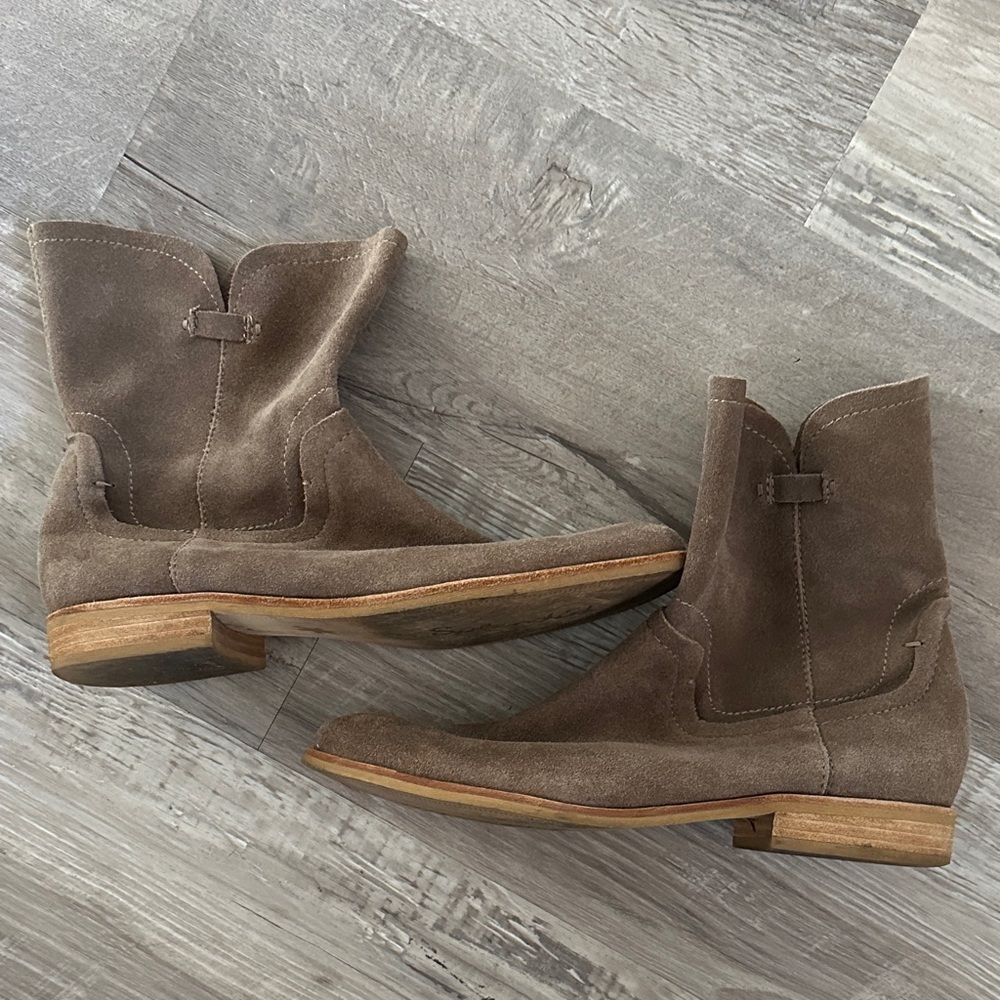 Splendid Brown Suede Ankle Boots